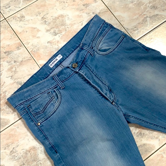 The Kryon Soul Jeans - Picture 5 of 11